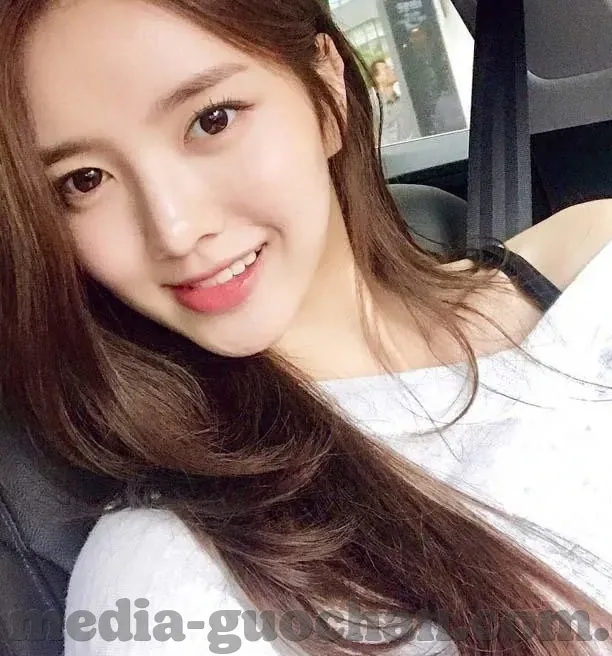 艾秋麻豆剧天美传媒-艾秋麻豆剧，优雅与华丽的艺术盛宴